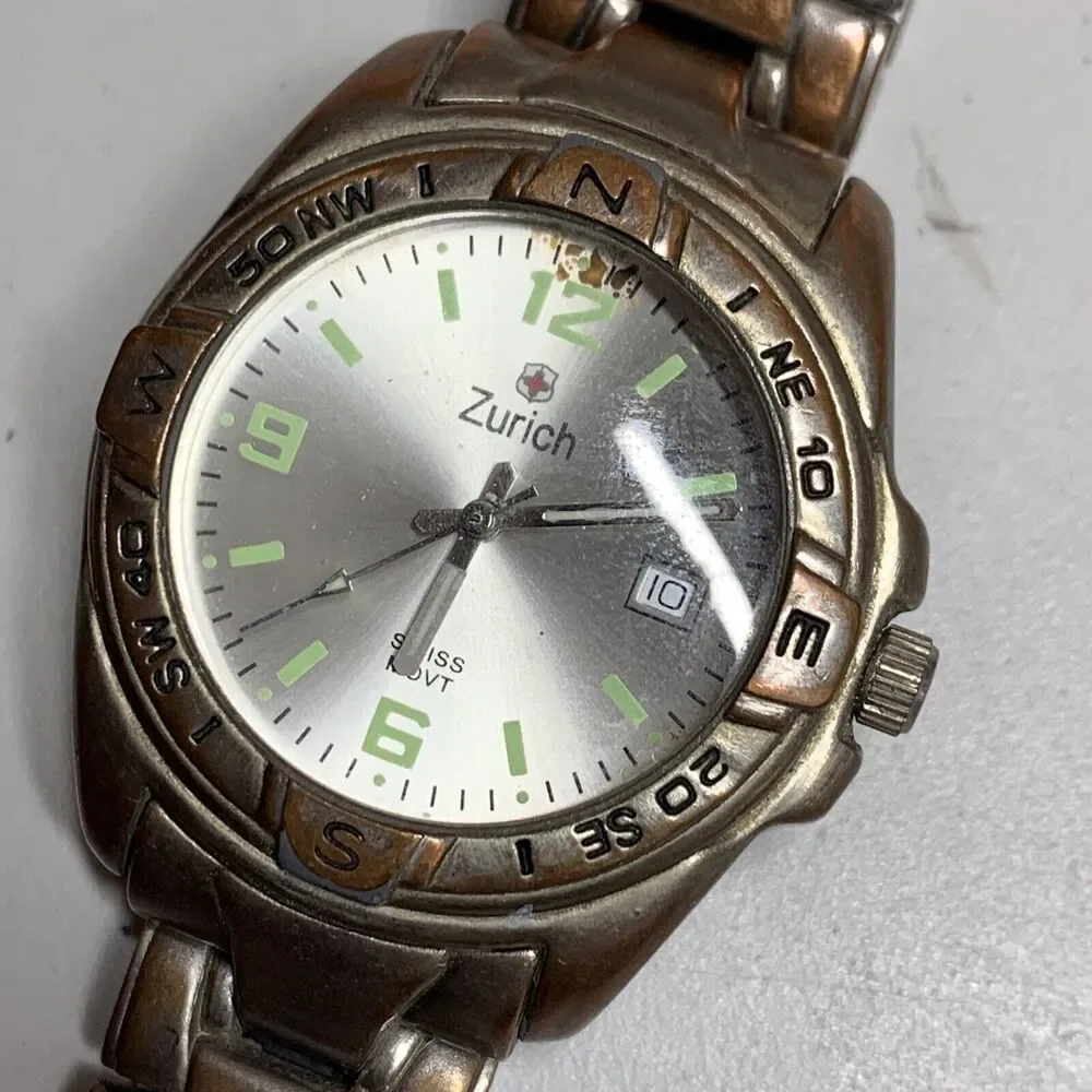 Men's Watch Silvertone Zurich Swiss Stainless Steel Bracelet ZSWM1647